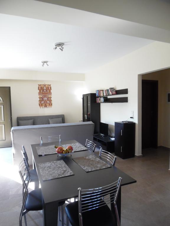 פיטסידיה Artemis Appartments מראה חיצוני תמונה