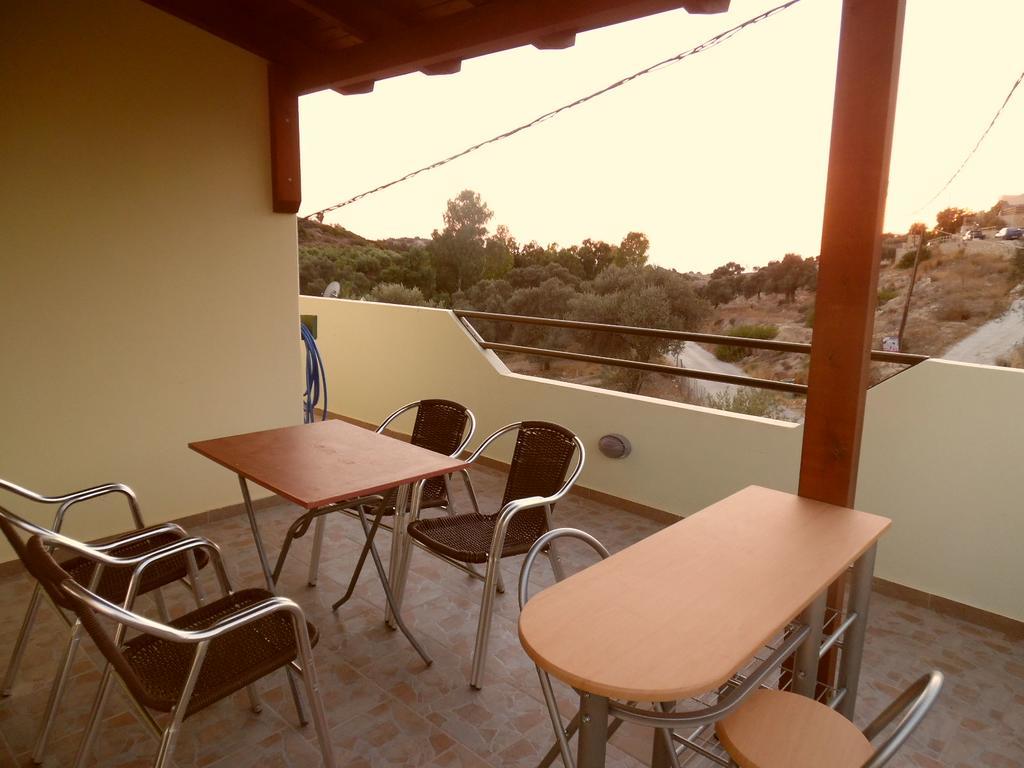 פיטסידיה Artemis Appartments מראה חיצוני תמונה