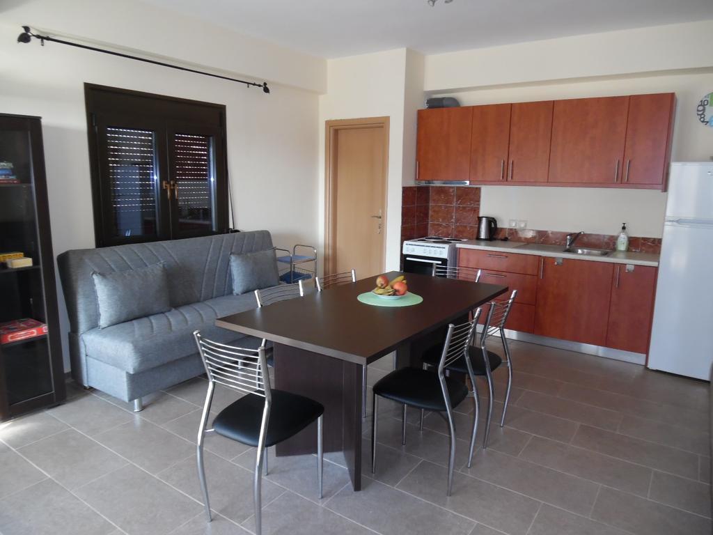 פיטסידיה Artemis Appartments מראה חיצוני תמונה