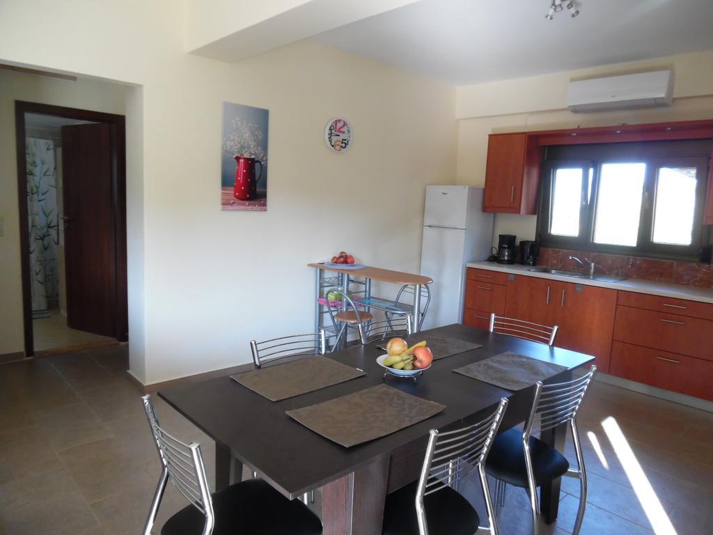 פיטסידיה Artemis Appartments מראה חיצוני תמונה